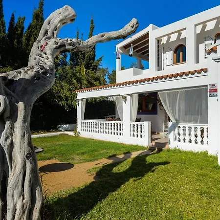 Carmen Ibiza Βίλα *